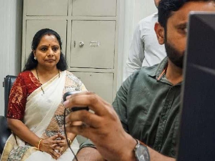 Kavitha:కవిత అరెస్ట్..? రంగంలోకి దిగిన కెసిఆర్..ఈడీ ఆఫీసు బయట బందోబస్తు..