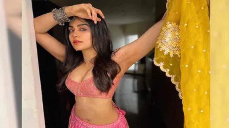 బాలీవుడ్ పై సంచలన వ్యాఖ్యలు చేసిన నటి అదా శర్మ..