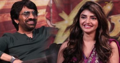 the-star-actor-missed-raviteja-block-buster-dhamaka-movie-and-gave-chance-to-sreeleela